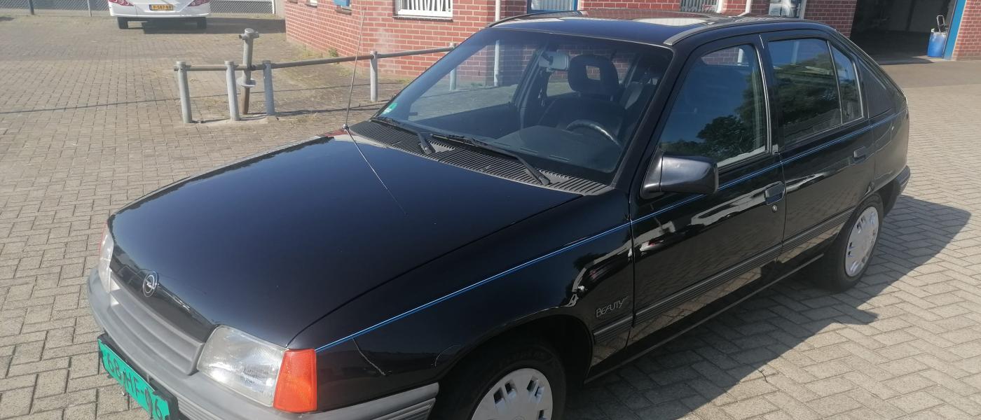 Opel Kadett E 16i Beauty